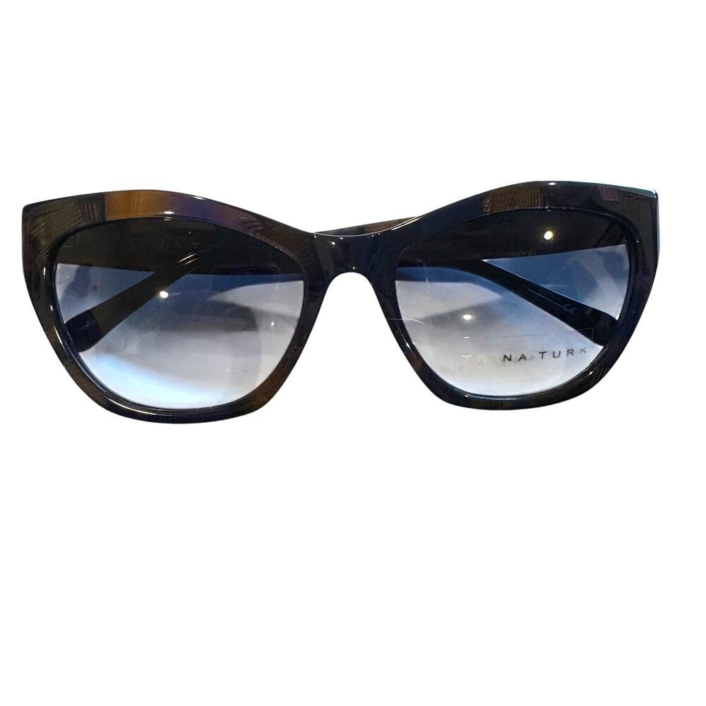 NEW Trina Turk Corfu Ink Cat eye sunglasses